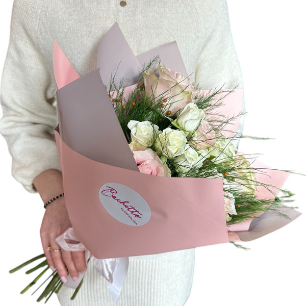 Buchet cu trandafiri roz