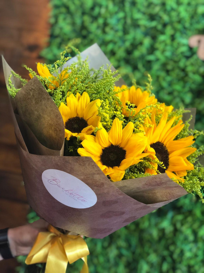 Buchet de Flori de Vara - Buchet de Vara cu Floarea Soarelui - Aranjament floral de Sezon